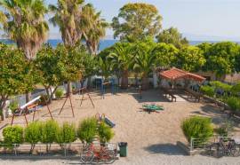 Alexandra Beach Hotel & Apartments