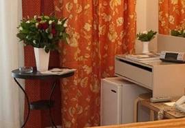 The Park Hotel Piraeus