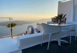 Opera Mansion Santorini