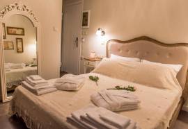 Kyria Boutique House