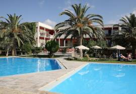 May Beach Hotel