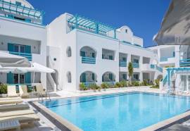 Santellini Boutique Hotel