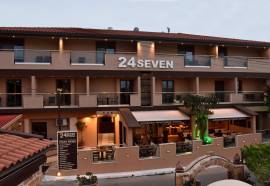 24 Seven Boutique Hotel
