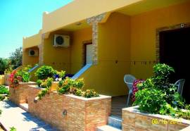 Litsa Efi Apartments