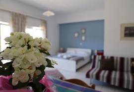 Aris Apartments