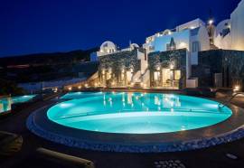 Aperanto Suites