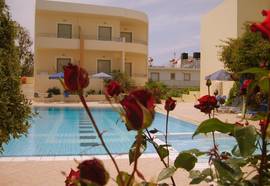 Yakinthos Hotel
