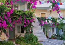 Dedalos Beach Hotel