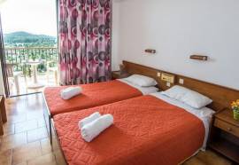 Eliana Hotel