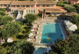 Nefeli Hotel