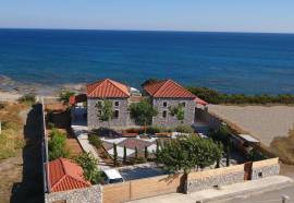 Alisahni Beachfront Villas