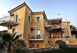 Irida Resort Suites