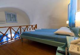 Erato Apartments & Studios