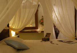 Absolute Bliss Imerovigli Suites