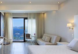 Kassandra Bay Resort