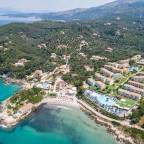 Для молодоженов туры в Корфу, Грецию, в отели 4*, для 2 взрослых, на 9 дней, июль 2024 - Mareblue Beach
