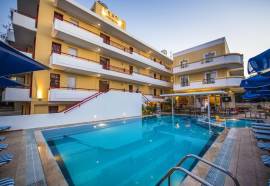 Erato Studios & Apartments