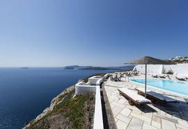 Caldera's Dolphin Suites
