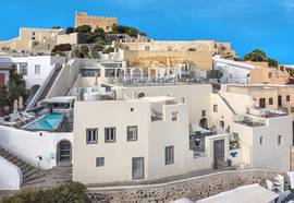 Mythical Blue Luxury Suites