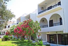 Debby Hotel Apartments