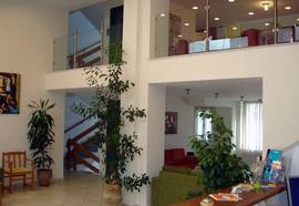 Ageri Hotel