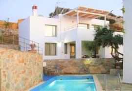 Achlada Mourtzanakis Residence