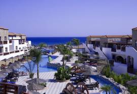 Costa Lindia Beach Resort