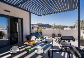Urban Nest - Suites & Apartments