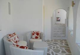 Iria Beach Art