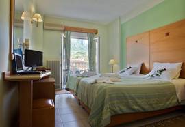 Kaikis Hotel