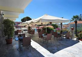 Contessa Hotel