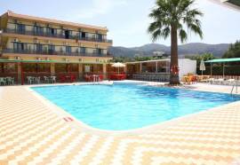 Triton Garden Hotel