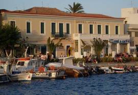 Avra Hotel