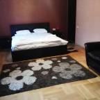 Горящие туры в Тбилиси Грузию в отели 1*, 2*, 3* для 2 взрослых от Travelata 2025 - Dejavu Hotel