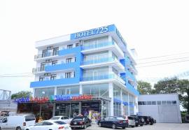 Hotel 725 B