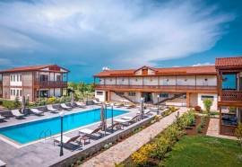 Chateau Mosmieri Hotel & Winery