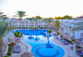 Dive Inn Resort