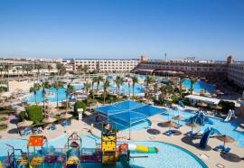 Titanic Resort & Aqua Park