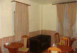 Town Gates Hotel