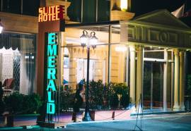 Emerald Suite Hotel