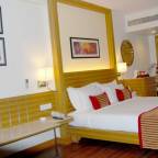 Туры в Индию в лучшие отели для 2 взрослых на 9 дней на декабрь 2026 - Comfort Inn Heritage