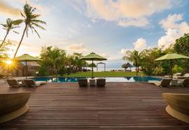 d'Nusa Beach Club and Resort