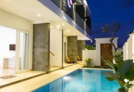 Kutus Kutus Canggu Villa