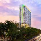 Недорогие туры в Индонезию в лучшие отели 4* для 2 взрослых на 10 дней 2026 - Holiday Inn Hotel and Suites Jakarta Gajah Mada