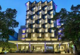 Holiday Inn Express Jakarta Wahid Hasyim