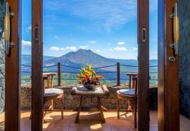 Lake View Hotel and Restaurant