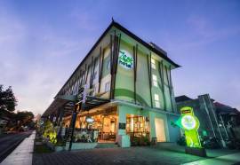 Zest Hotel Legian