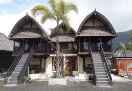 Batur Lakeside Huts