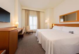 Tryp Leon