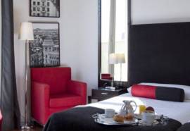 Quatro Puerta del Sol